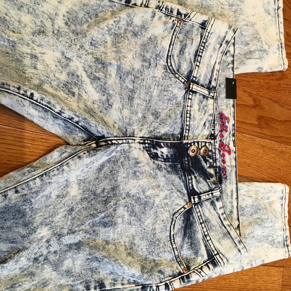 Ella Jean size 15
